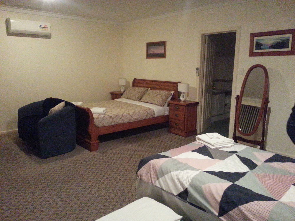 Palm Beach Guest House Rockingham Eksteriør bilde