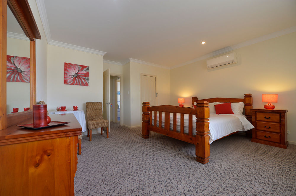 Palm Beach Guest House Rockingham Eksteriør bilde