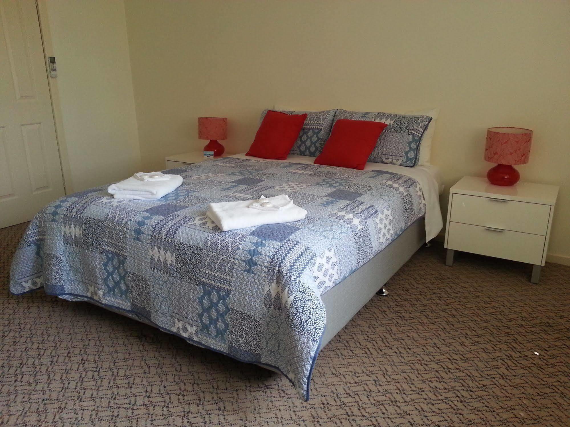Palm Beach Guest House Rockingham Eksteriør bilde